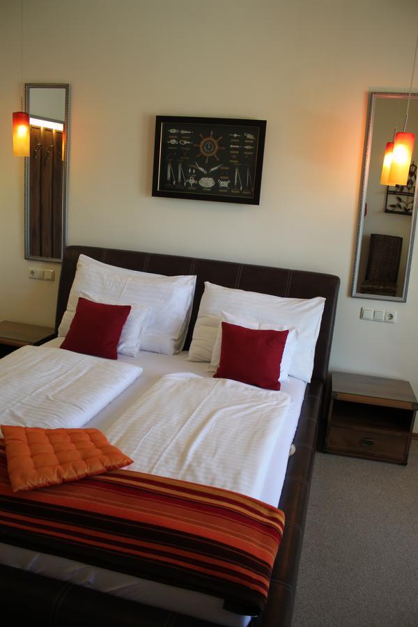 Hotel Al Faro Lodge Am See โพเดอร์สดอร์ฟ อัม ซี ภายนอก รูปภาพ