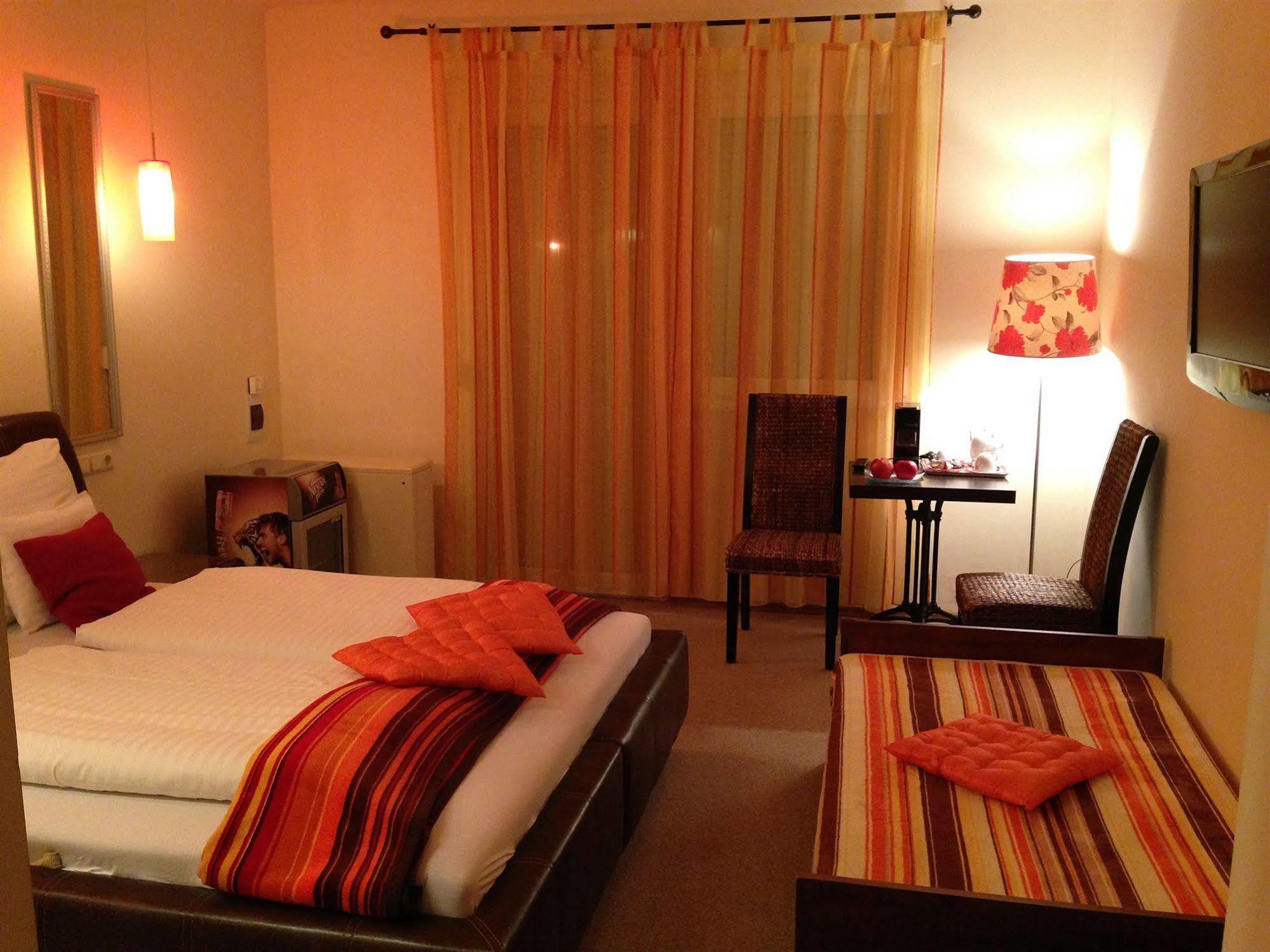 Hotel Al Faro Lodge Am See โพเดอร์สดอร์ฟ อัม ซี ภายนอก รูปภาพ