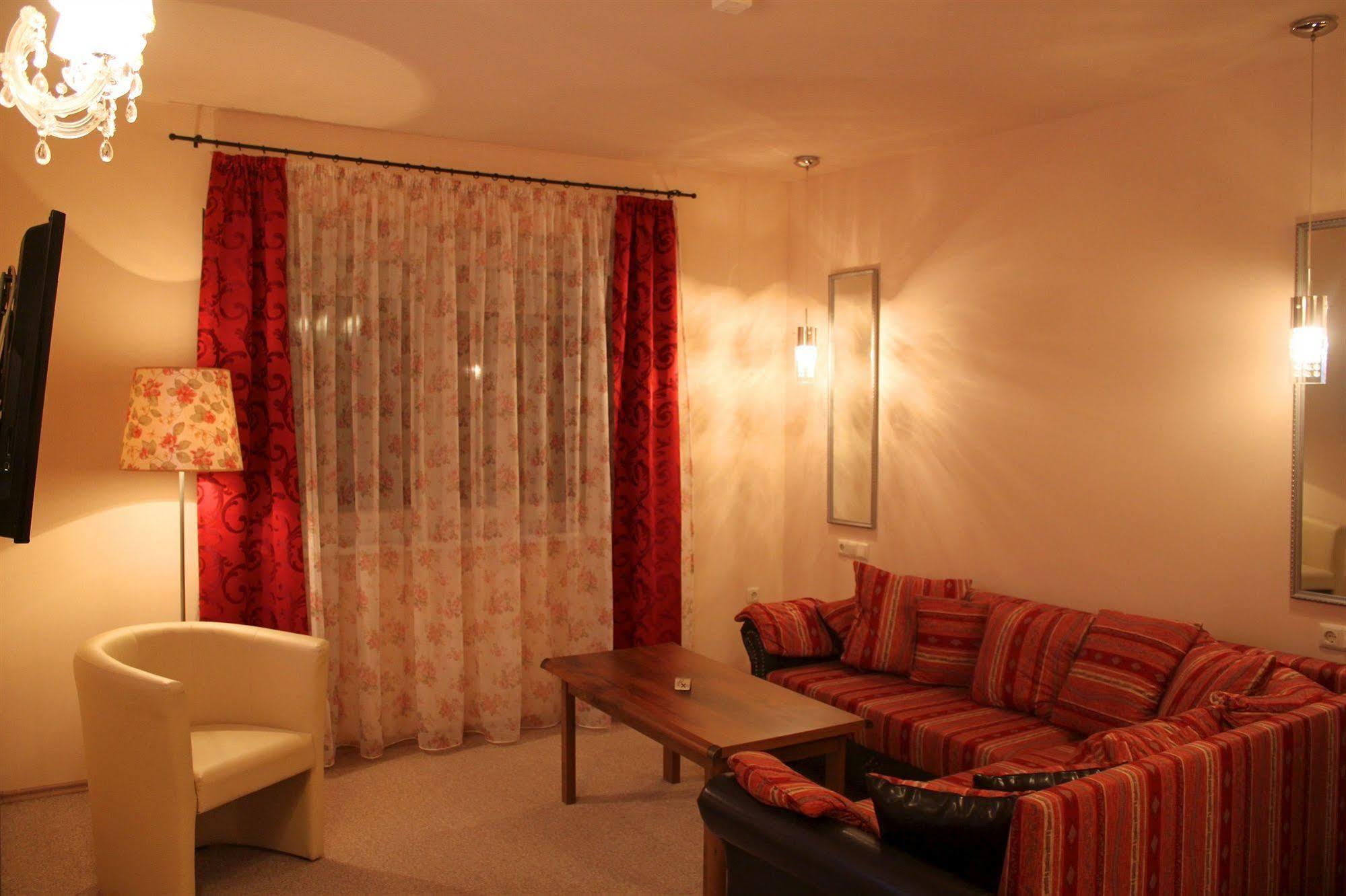 Hotel Al Faro Lodge Am See โพเดอร์สดอร์ฟ อัม ซี ภายนอก รูปภาพ