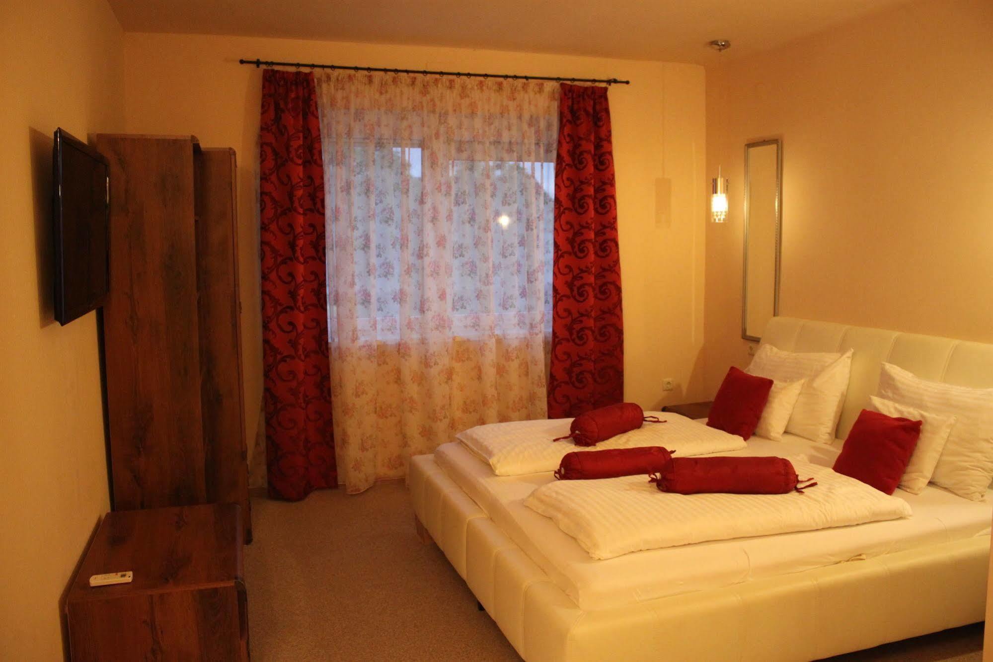Hotel Al Faro Lodge Am See โพเดอร์สดอร์ฟ อัม ซี ภายนอก รูปภาพ